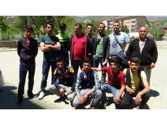 Hakkarili Öğrenciler İspanya’ya Hareket Etti