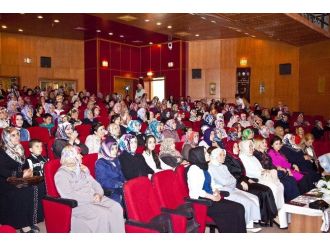Ahlat’ta Anneler Günü Programı