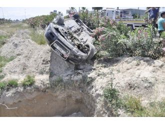 Takla Atan Otomobilden Burnu Bile Kanamadan Çıktı