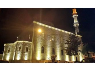 Unesco Listesinde Bulunan Tarihi Cami İbadete Hazır
