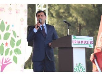 Hdp Eş Genel Başkanı Selahattin Demirtaş, Şanlıurfa’da Halka Seslendi
