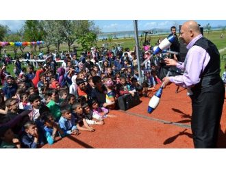 Bitlis’te Çocuklarla Buluşma Şenliği Düzenlendi
