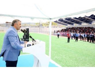 Başakpınar’a Muhteşem Futbol Sahası