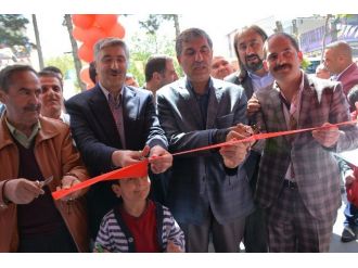 Tatvan’da Yeni Bir Turizm Acentesi Hizmete Girdi