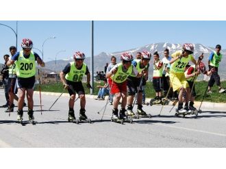 Tatvan’da “Gençlik Haftası” Kutlamaları