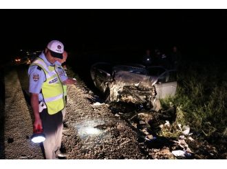 Chp’nin Seçim Minibüsü Kaza Yaptı: 1 Ölü, 8 Yaralı