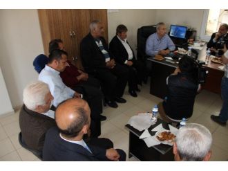 Çakan, Halk Pazarı Esnafıyla Buluştu