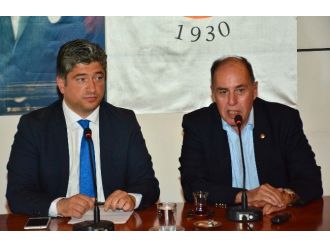 Çiftçi Çocuğu Kısacık, Çiftçilerin Yanında