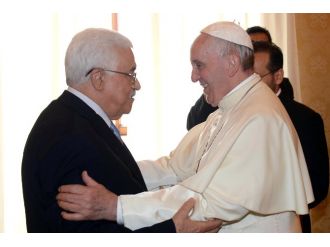 Papa Filistin Devlet Başkanı Abbas İle Görüştü