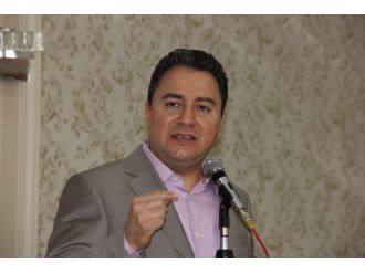 Babacan: 800 Milyar Dolara Yükseldi