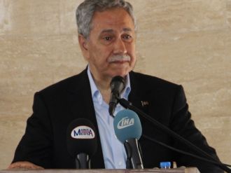 Arınç’tan Mursi İçin Dua