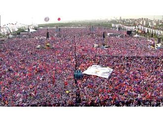 Davutoğlu Milyonlara Sesleniyor