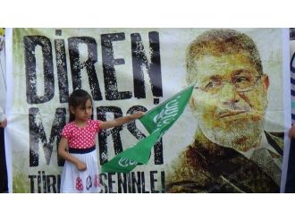 Isparta’da Mursi Protestosu