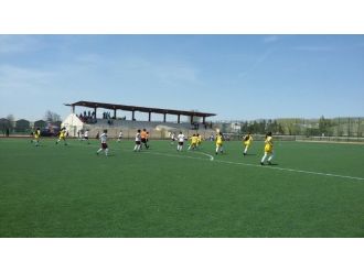 Arpaçay Ybo Kız Futbol Takımı Samsun Ekibine Penaltı Atışlarında Yenildi