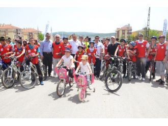 Bozüyük’te “19 Mayıs Gençlik Bisiklet Turu”