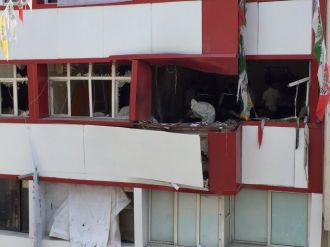 Hdp Binalarında Patlama: 2 Yaralı