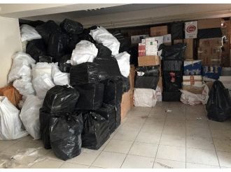 İzmir Polisi Kaçak Sigaraya Geçit Vermedi