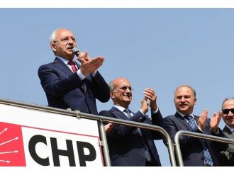 Chp Genel Başkanı Kılıçdaroğlu’ndan Kamyonculara Ziyaret