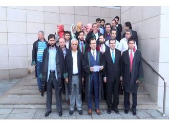 Mursi’ye Avukatlardan Destek