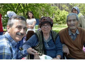 Tepebaşı’ndan Miting Gibi Festival