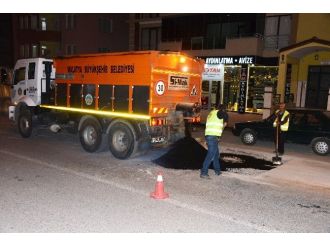Büyükşehir Belediyesi Gece Mesaisi Yapıyor
