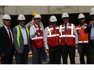 Bakan Müezzinoğlu: “Aile Hekimleri Görevinin Başında Olacak”