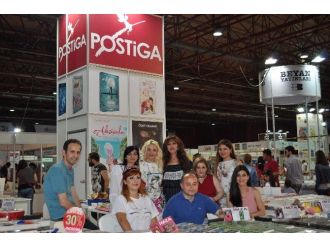 Postiga Yazarları Kocaeli Kitap Fuarı’nda Kitapseverlerle Buluştu