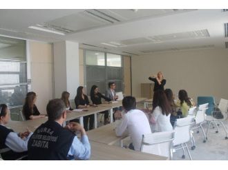 Nilüfer Belediyesi Personeline İşaret Dili Eğitimi