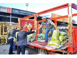 Chp Adayı Budak, Hal Esnafının Sorunlarını Dinledi