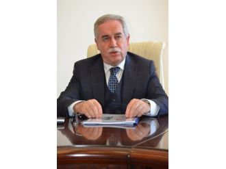 Recai Berber, Gençlerin Bayramını Kutladı