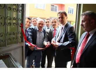 Başkan Koçhan’a Yukarıköy’den Plaket