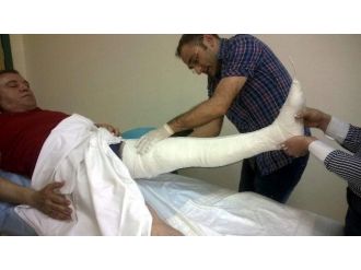 Başkan Böcek’in Bacağı Alçıya Alındı