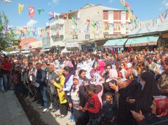 Hdp Bürolarına Yapılan Saldırı Kınandı