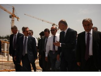 Bakan Müezzinoğlu Adana’da