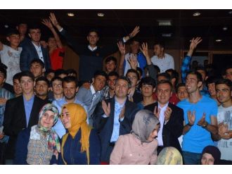 Aydın, Okul Ve Siyasi Tecrübelerini Gençlerle Paylaştı