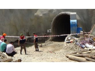 Göçükte Altında Kalan İşçinin Cansız Bedenine Ulaşıldı