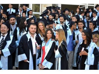 Adü Didim Myo 8. Dönem Mezunlarını Verdi