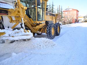 Kar Temizleme Çalışmalarını Sürdürüyor