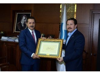 Bakan Çelik, Memur-sen Yönetimini Kabul Etti