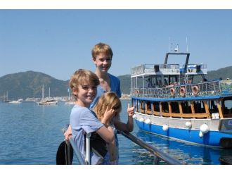 Marmaris’te Turistler Gizli Cenneti Mavi Tur İle Keşfediyor
