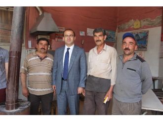 Özhan, Sanayi Sitesi Esnafıyla Bir Araya Geldi