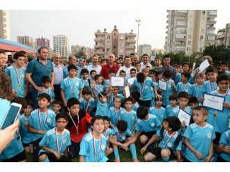 Büyükşehir’den Ücretsiz Futbol Okulu Hizmeti