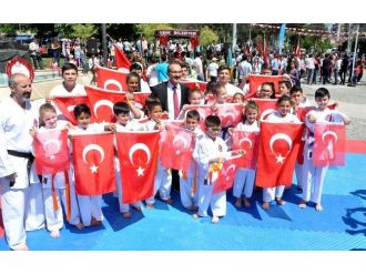 Uşak’ta 19 Mayıs Kutlamaları