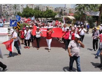 Mersin’de Chp Ve Sivil Toplum Örgütlerinden Alternatif Kutlama