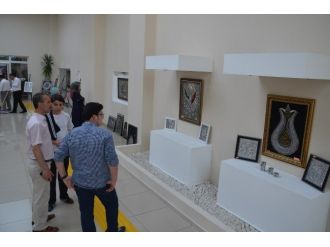 Gençlerin Sergisi Büyüledi
