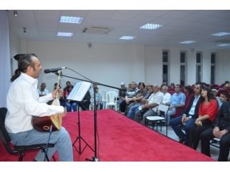 Aşık Mahzuni Şerif İzmir’de Türkülerle Anıldı