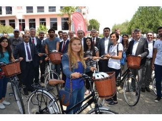 Adana’da 500 Öğrenciye Bisiklet