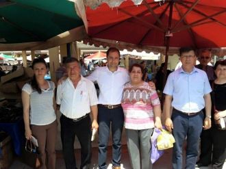Mhp’li Milletvekili Adayı Pazar Esnafının Sorunlarını Dinledi