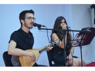 Aşık Mahzuni Şerif Türkülerle Anıldı