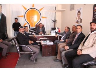 Çetin, Ak Parti İlçe Teşkilatını Ziyaret Etti